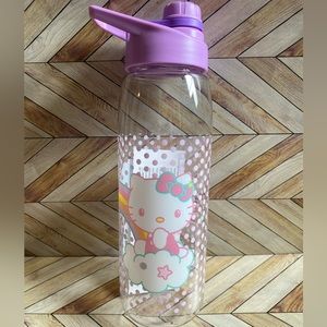 Hello Kitty 20oz Bottle